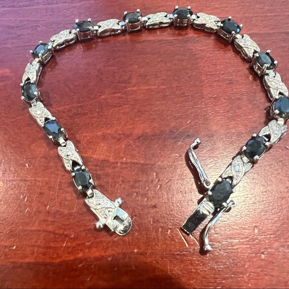 Unknown Jewelry - Sapphire Bracelet in Sterling Silver